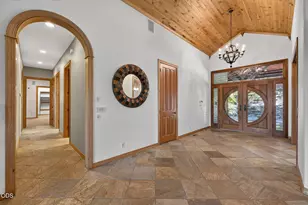 21955 Rickard Rd, Bend, OR 97702 - Photo 10