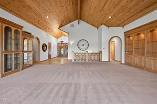 21955 Rickard Rd, Bend, OR 97702 - Photo 18