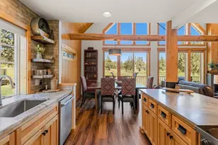 8685 Red Wing Ln, Redmond, OR 97756 - Photo 30
