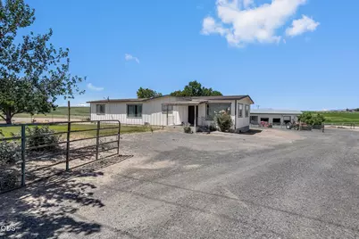 7200 NE Quaale Road, Madras, OR 97741 - Photo 2
