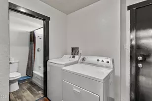 7200 NE Quaale Rd, Madras, OR 97741 - Photo 16