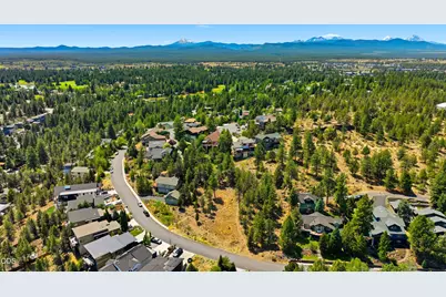 1738 SW Troon Avenue, Bend, OR 97702 - Photo 20