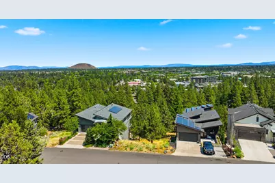1738 SW Troon Avenue, Bend, OR 97702 - Photo 24
