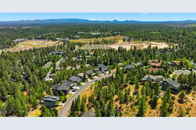 1738 SW Troon Avenue, Bend, OR 97702 - Photo 18