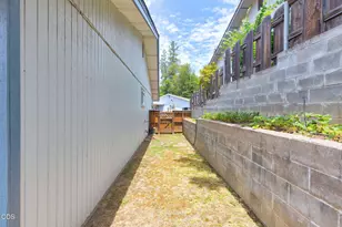 103 Brookside Ct, Rogue River, OR 97537 - Photo 24