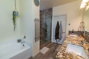 17101 SE Hopi Rd, Prineville, OR 97754 - Photo 20