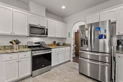 2140 SW Nick Way, Grants Pass, OR 97527 - Photo 12