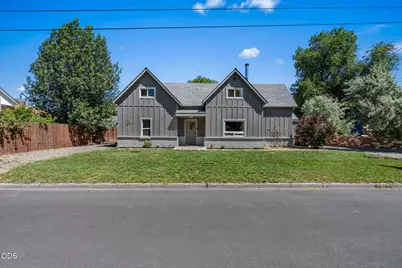 267 NW 5th Street, Prineville, OR 97754 - Photo 2