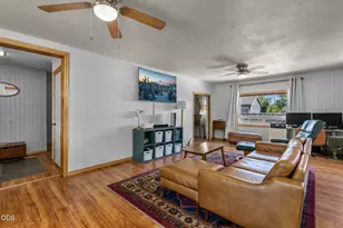 267 NW 5th St, Prineville, OR 97754 - Photo 8