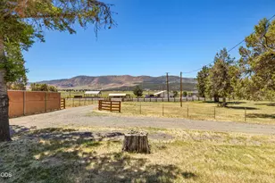 19223 N Poe Valley Rd, Klamath Falls, OR 97603 - Photo 30