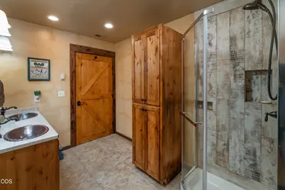 16470 SW Highway 126, Powell Butte, OR 97753 - Photo 16