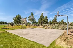 64736 Alcor Pl, Bend, OR 97703 - Photo 58