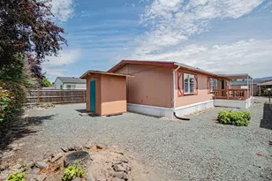 1570 S Peach, Medford, OR 97501 - Photo 20