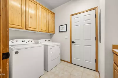 8414 Forest Ridge Loop, Redmond, OR 97756 - Photo 20