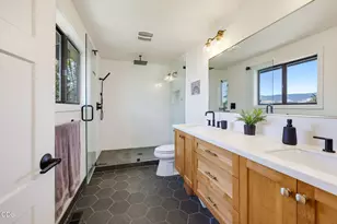 1509 Woodland Dr, Ashland, OR 97520 - Photo 24