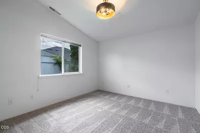 1118 Angela Court, Central Point, OR 97502 - Photo 14