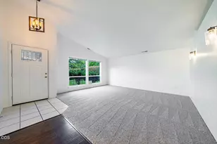 1118 Angela Ct, Central Point, OR 97502 - Photo 8