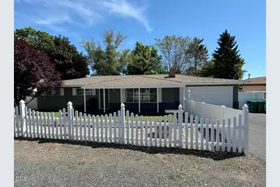 6224 Winema Way, Klamath Falls, OR 97603 - Photo 2