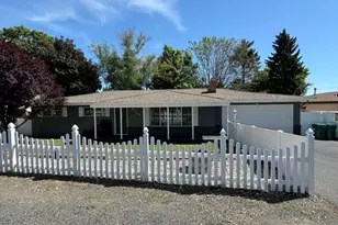 6224 Winema Way, Klamath Falls, OR 97603 - Photo 2