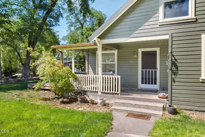 1833 2nd Avenue, Gold Hill, OR 97525 - Photo 4