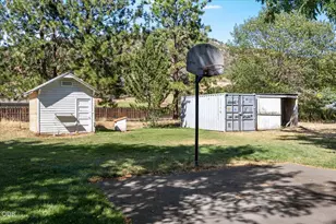 1833 2nd Ave, Gold Hill, OR 97525 - Photo 38