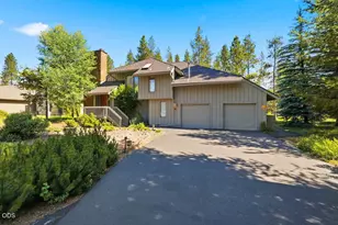 57715 Poplar Loop, Sunriver, OR 97707 - Photo 1