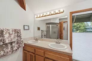 57715 Poplar Loop, Sunriver, OR 97707 - Photo 16