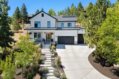 670 NW Powell Butte Loop, Bend, OR 97703 - Photo 2