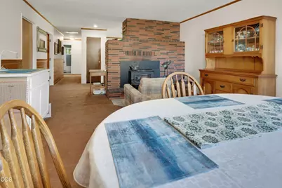 8230 Hill Road, Klamath Falls, OR 97603 - Photo 16
