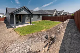 1076 NE Henry Dr, Prineville, OR 97754 - Photo 24