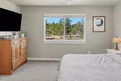 60865 SE Sweet Pea Drive, Bend, OR 97702 - Photo 34