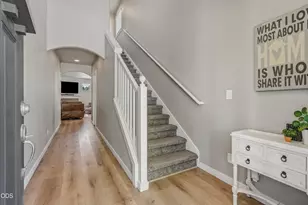 60865 SE Sweet Pea Dr, Bend, OR 97702 - Photo 6