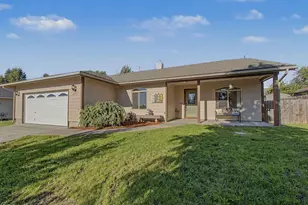 2611 Chantal Ave, Klamath Falls, OR 97601 - Photo 1