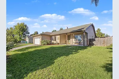 2611 Chantal Avenue, Klamath Falls, OR 97601 - Photo 2