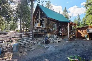 31276 Seal Ln, Bonanza, OR 97623 - Photo 2