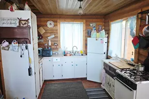 31276 Seal Ln, Bonanza, OR 97623 - Photo 12