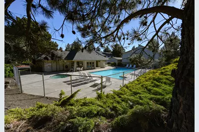 1050 NE Butler Market Road #APT 47, Bend, OR 97701 - Photo 34