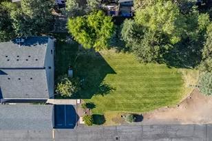 1050 NE Butler Market Rd, Bend, OR 97701 - Photo 32