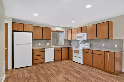 1050 NE Butler Market Road #APT 47, Bend, OR 97701 - Photo 8