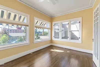 219 Pine Street, Klamath Falls, OR 97601 - Photo 10