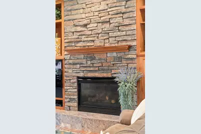 2390 Osprey Drive, Redmond, OR 97756 - Photo 22