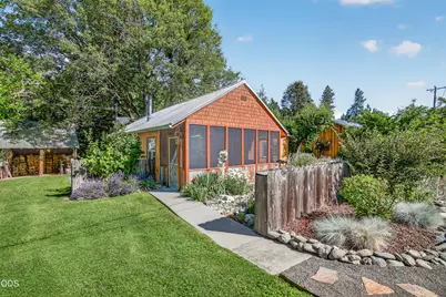 9662 Upper Applegate Road, Jacksonville, OR 97530 - Photo 28