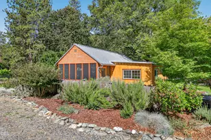 9662 Upper Applegate Rd, Jacksonville, OR 97530 - Photo 48