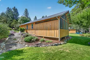 9662 Upper Applegate Rd, Jacksonville, OR 97530 - Photo 26