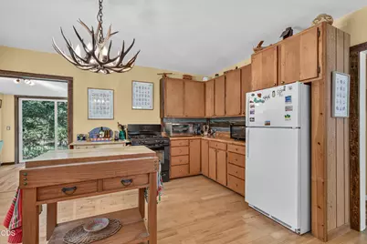 9662 Upper Applegate Road, Jacksonville, OR 97530 - Photo 34