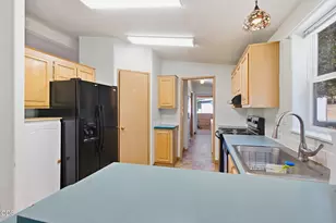880 Jumpoff Joe Creek Rd, Grants Pass, OR 97526 - Photo 10