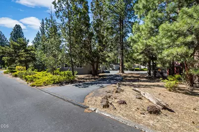 60992 Springcrest Drive, Bend, OR 97702 - Photo 74