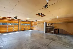 60992 Springcrest Dr, Bend, OR 97702 - Photo 32