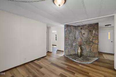 60992 Springcrest Drive, Bend, OR 97702 - Photo 14