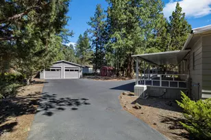 60992 Springcrest Dr, Bend, OR 97702 - Photo 68